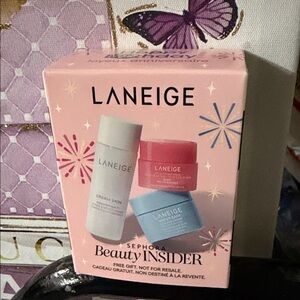 LANEIGE Pink and Blue Beauty Insider Set
